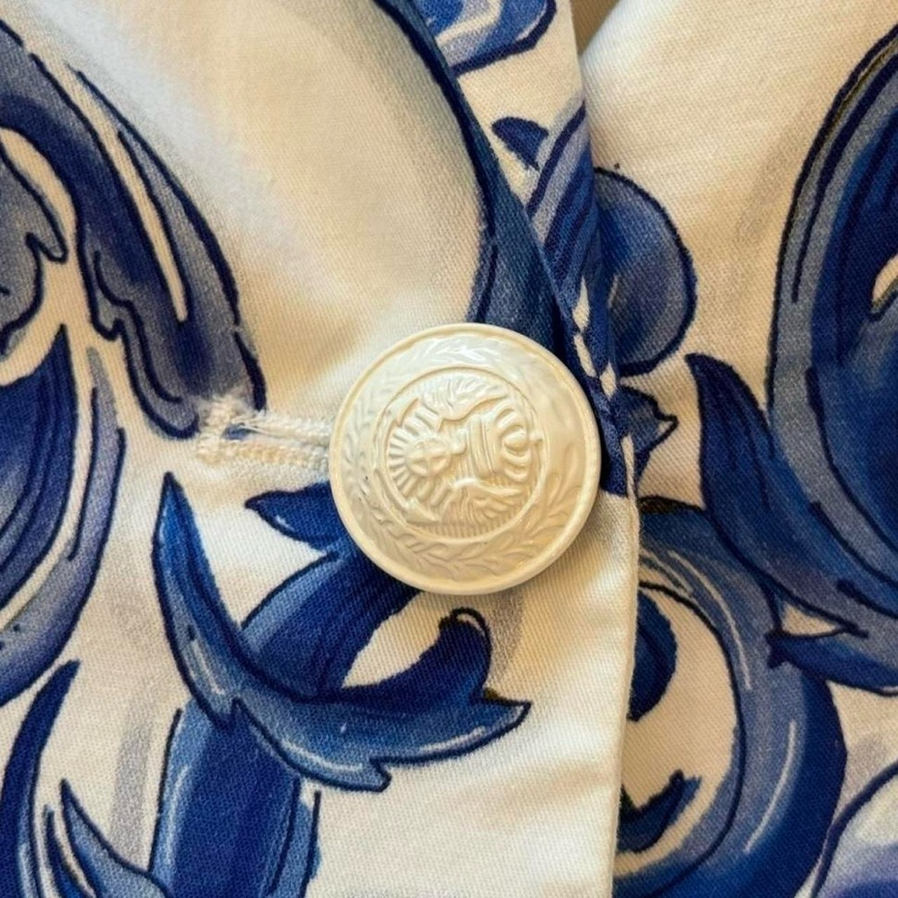 L'AGENCE Blue and Cream Floral Blazer - Picture 5 of 7